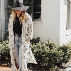 Carly Jean Los Angeles Korie Anytime Kimono Cream Blue Size M Made In USA